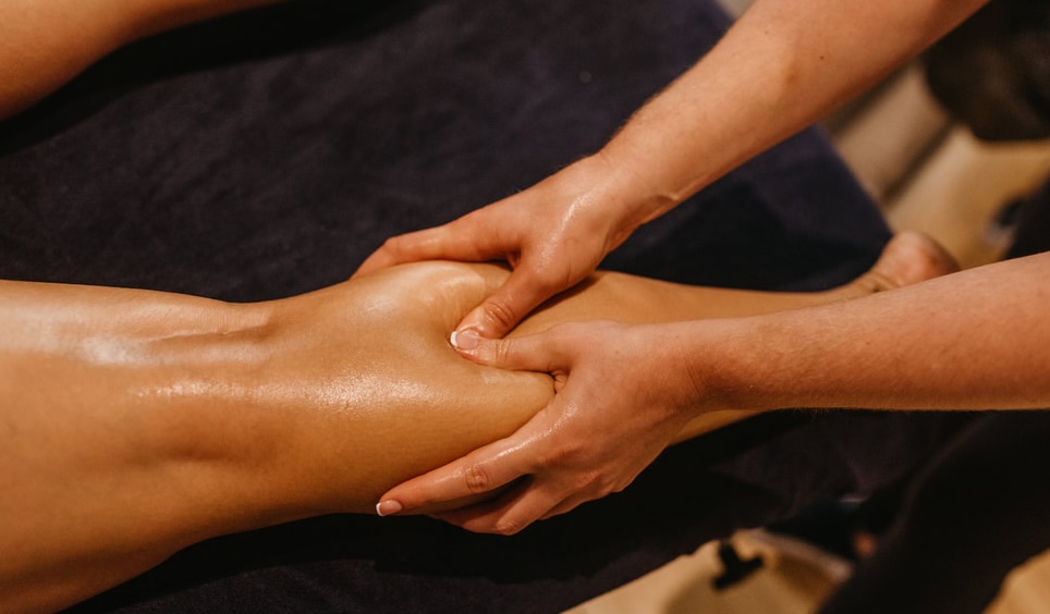 Deep tissue massage technique